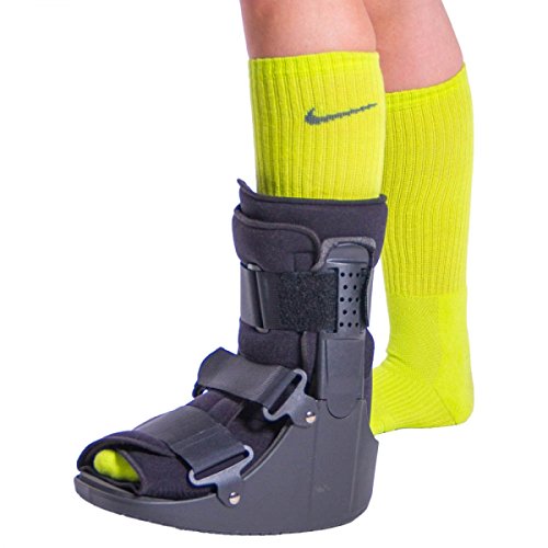 BraceAbility Short Broken Toe Boot | Walker for Fracture Recovery...