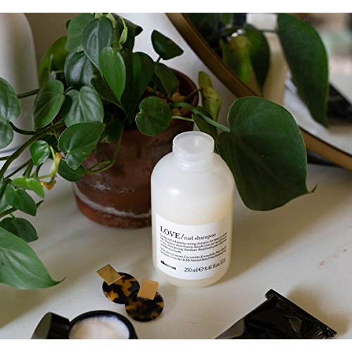 Davines LOVE Curl Shampoo | Wavy & Curly Hair Shampoo | Smooth an...