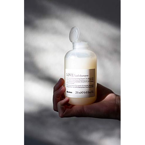Davines LOVE Curl Shampoo | Wavy & Curly Hair Shampoo | Smooth an...