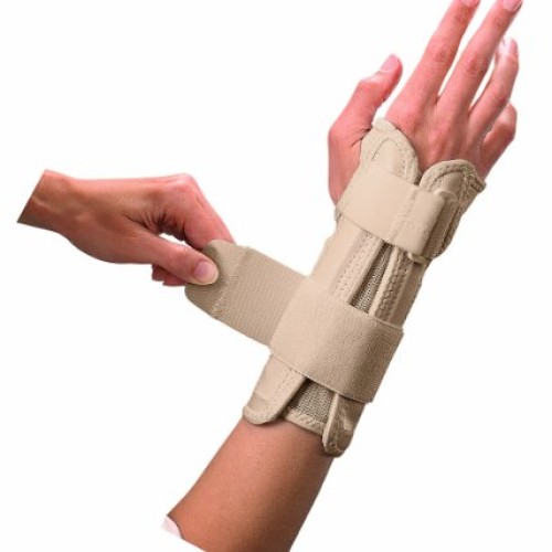 Mueller Wrist Stabilizer, Small/Medium, Beige, 1-Count Package