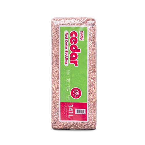 PETSPICK Red Cedar Pet Bedding for Dogs and Horses, 141L