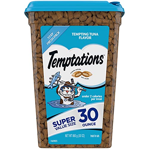 TEMPTATIONS Classic Crunchy and Soft Cat Treats, 30 oz.